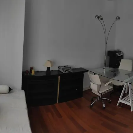 Piso Centrico, Amplio Y Luminoso