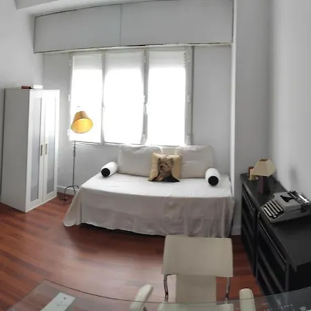 Piso Centrico, Amplio Y Luminoso *