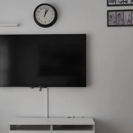 Piso Centrico, Amplio Y Luminoso *